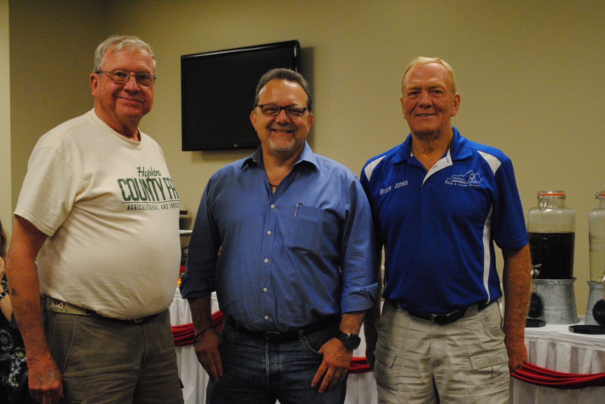 11794270_890510067696227_2067205771906396018_o